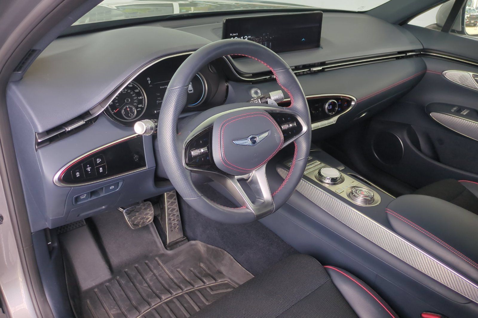 Used 2022 Genesis GV70 3.5T Sport AWD/4WD image 9