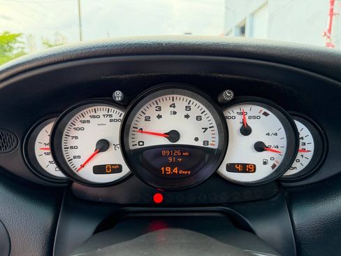 Used 2002 Porsche 911 Cabriolet image 23