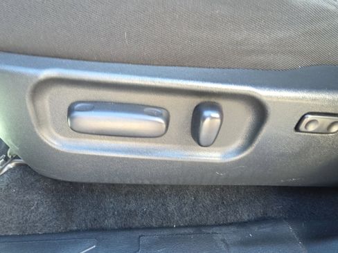 Used 2023 Toyota Tacoma TRD Off-Road image 15