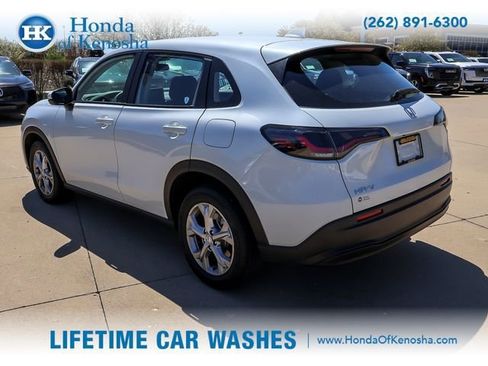 Certified 2024 Honda HR-V LX image 3