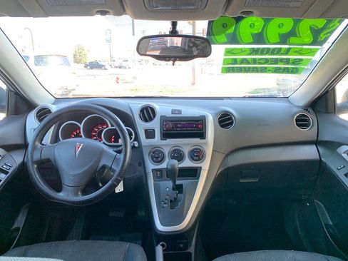 Used 2009 Pontiac Vibe w/ Preferred Package image 12