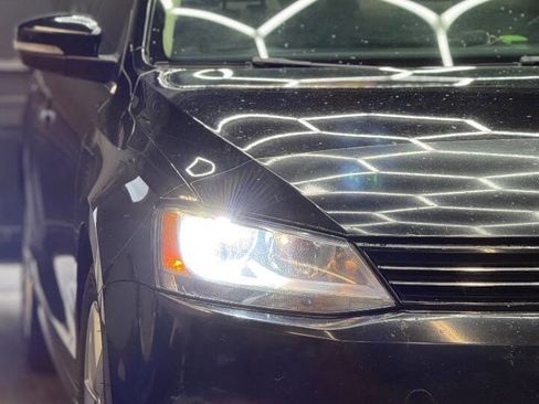 Used 2012 Volkswagen Jetta TDI image 3