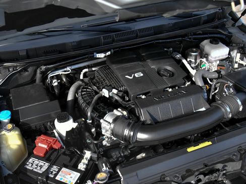 Used 2023 Nissan Frontier Pro-X w/ Pro Convenience Package image 52