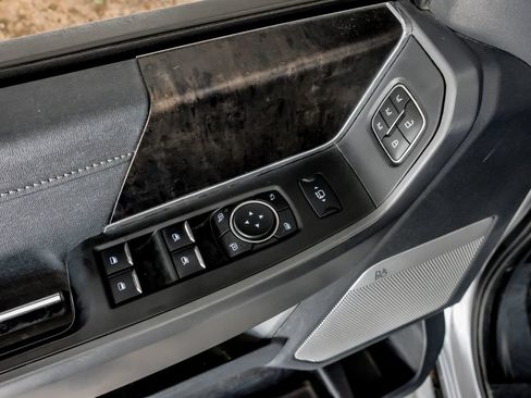 Used 2023 Ford F350 Lariat w/ FX4 Off-Road Package AWD/4WD image 44