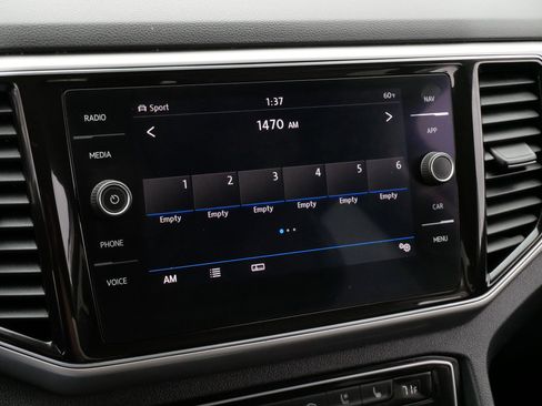 Used 2019 Volkswagen Atlas SEL Premium image 22