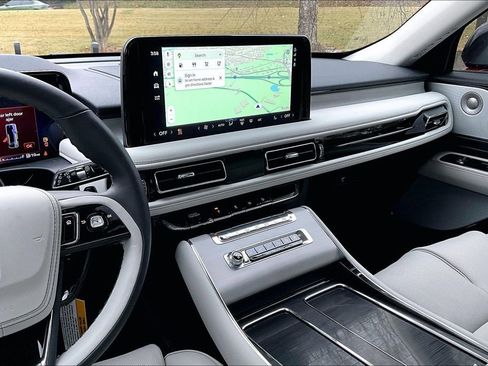 New 2026 Lincoln Aviator Reserve image 7