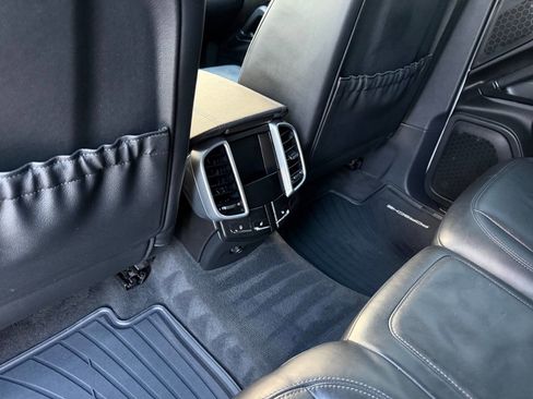 Used 2012 Porsche Cayenne image 20