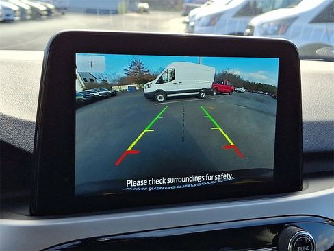 Certified 2022 Ford Escape SE w/ SE Sport Appearance Package image 18