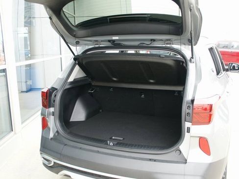 Used 2023 Kia Seltos SX w/ SX Sunroof Package image 28