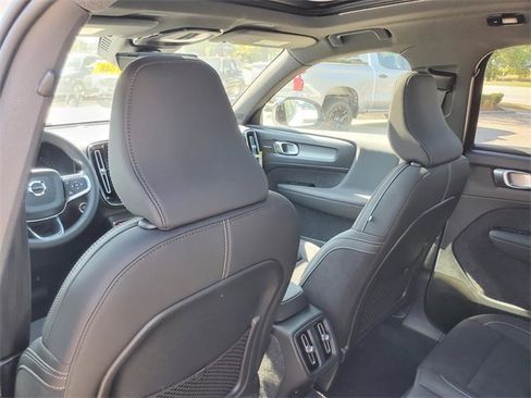 New 2026 Volvo XC40 B5 Ultra w/ Protection Package Premier image 28