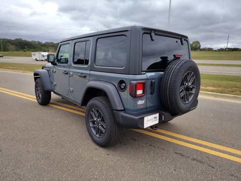 New 2026 Jeep Wrangler Sport S image 7