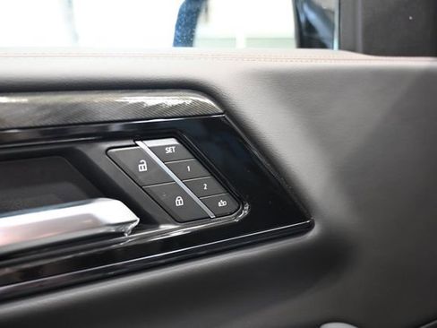 New 2026 GMC Yukon XL AT4 image 31