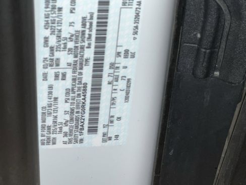 Certified 2024 Ford Transit 350 XLT image 28