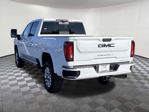 Used 2022 GMC Sierra 3500 Denali w/ Denali Ultimate Package AWD/4WD image 4