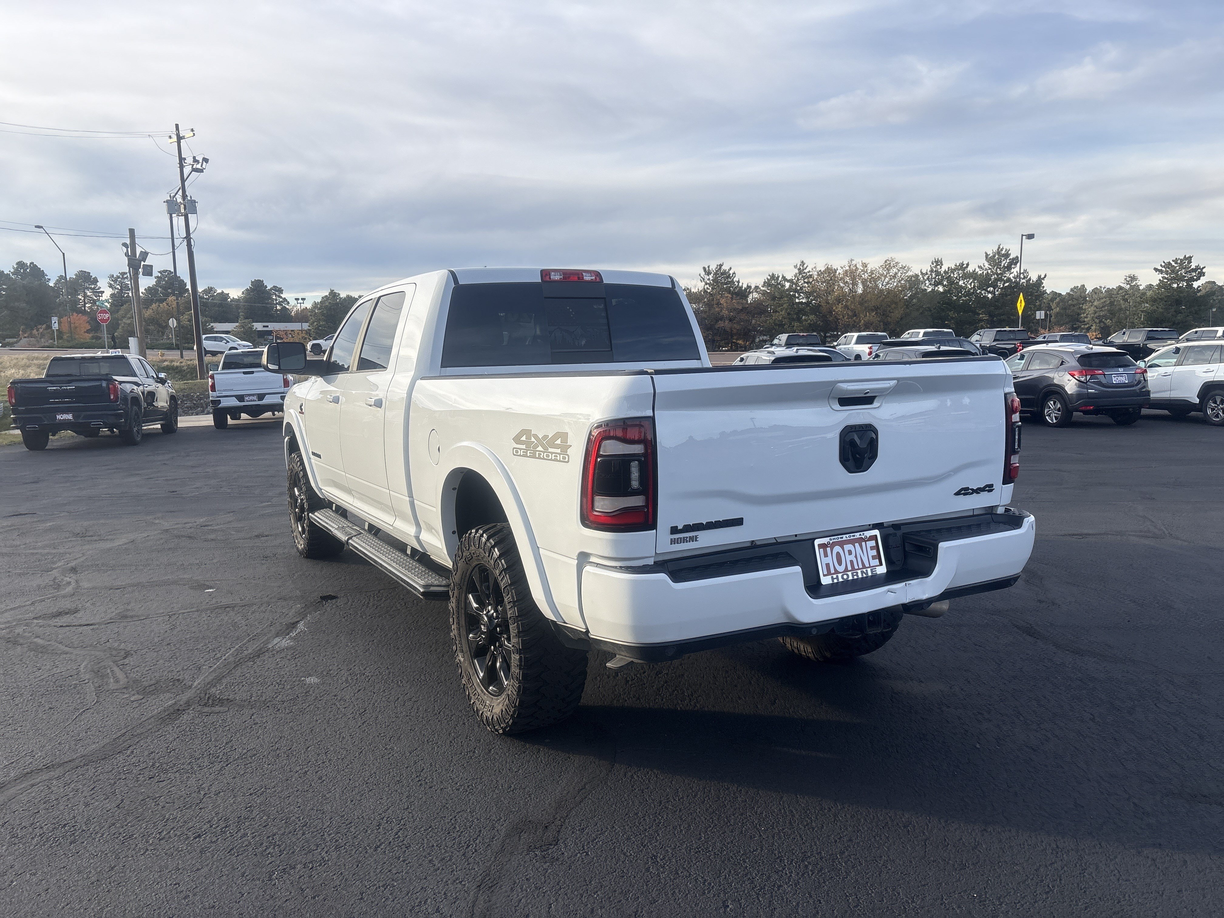Used 2020 RAM 2500 Laramie w/ Night Edition AWD/4WD image 8