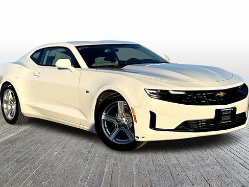 Used 2023 Chevrolet Camaro LT image 11