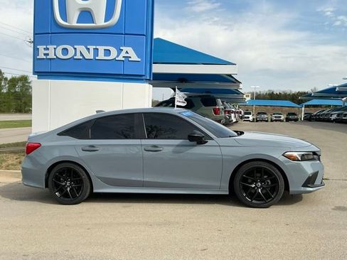 Certified 2024 Honda Civic Sport image 2