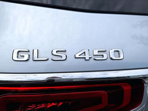 Certified 2023 Mercedes-Benz GLS 450 4MATIC image 31