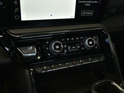 Used 2024 GMC Sierra 2500 AT4 AWD/4WD image 44