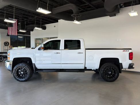 Used 2016 Chevrolet Silverado 2500 LTZ w/ Duramax Plus Package AWD/4WD image 4