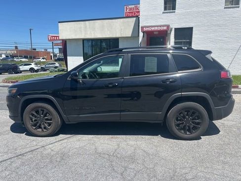 Used 2023 Jeep Cherokee Altitude Lux AWD/4WD image 7