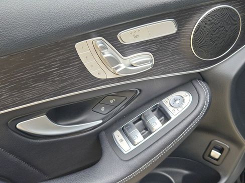 Used 2022 Mercedes-Benz GLC 300 4MATIC image 13