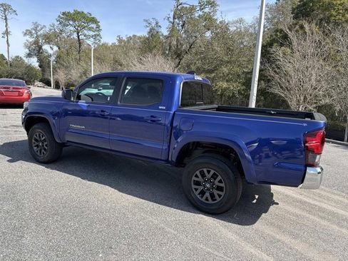 Certified 2023 Toyota Tacoma SR5 image 4