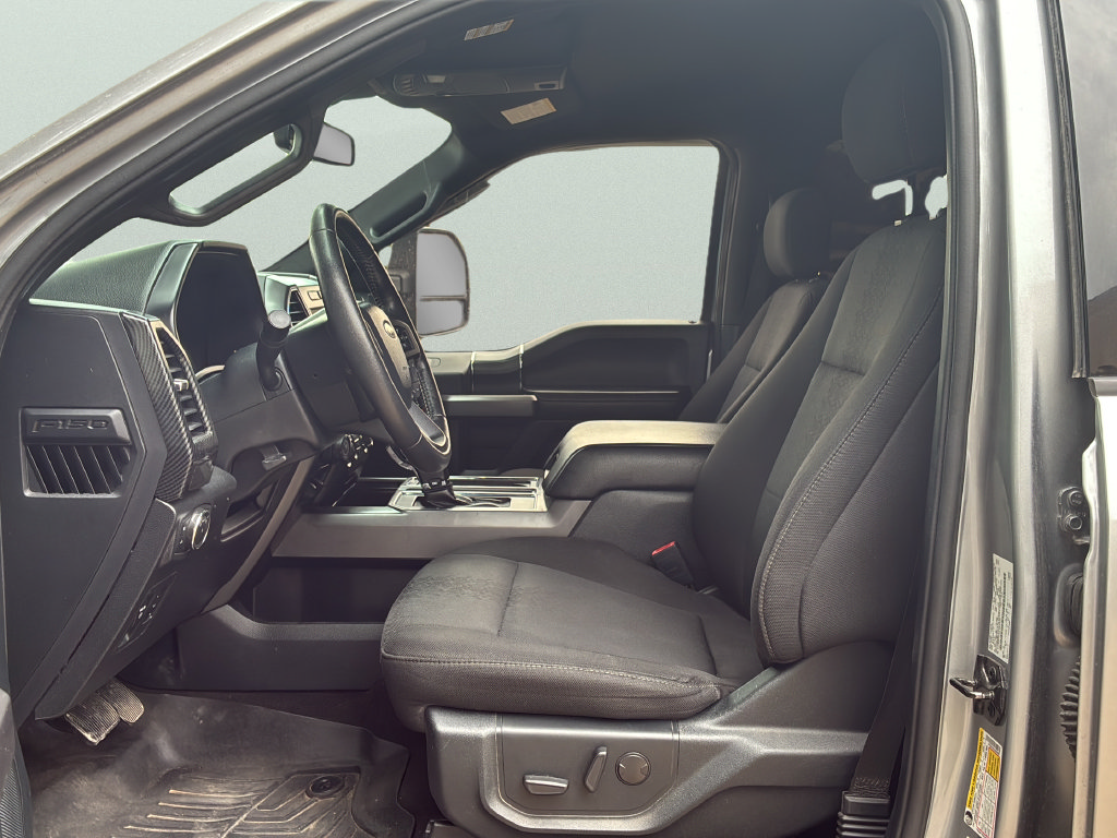 Used 2020 Ford F150 XLT w/ Equipment Group 302A Luxury AWD/4WD image 22