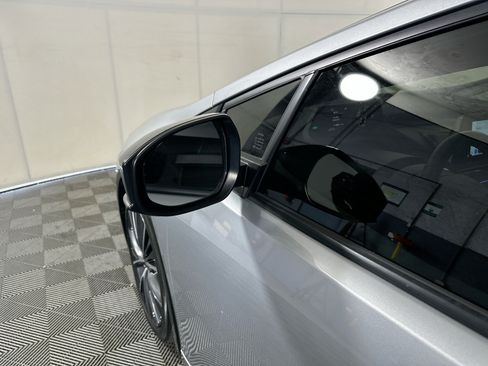 Used 2023 Toyota Prius XLE FWD image 10