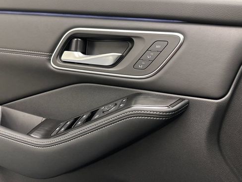 New 2026 Nissan Rogue Platinum AWD/4WD image 15