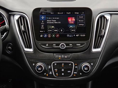 Used 2024 Chevrolet Malibu LT image 15