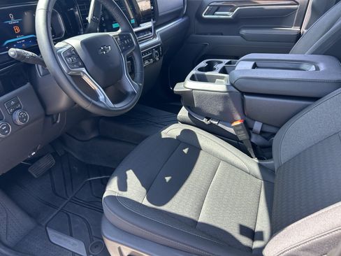 Used 2026 Chevrolet Silverado 1500 RST w/ RST Select Package RWD image 12