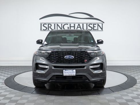 Used 2020 Ford Explorer ST w/ ST Street Pack image 2