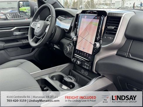 New 2026 RAM 1500 4x4 Crew Cab image 10