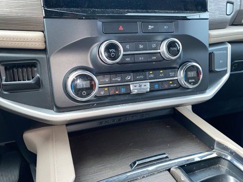 Certified 2022 Ford Expedition Max Limited image 13