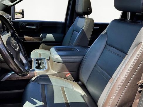 Used 2020 GMC Sierra 2500 Denali w/ Denali Ultimate Package image 15