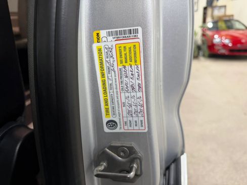 Used 2020 Ford Transit 250 Medium Roof image 57