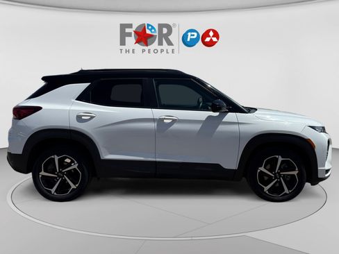 Used 2021 Chevrolet TrailBlazer RS w/ Sun and Liftgate Package FWD image 6
