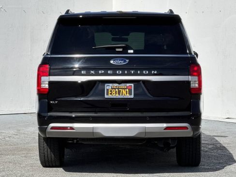 Used 2022 Ford Expedition XLT AWD/4WD image 4