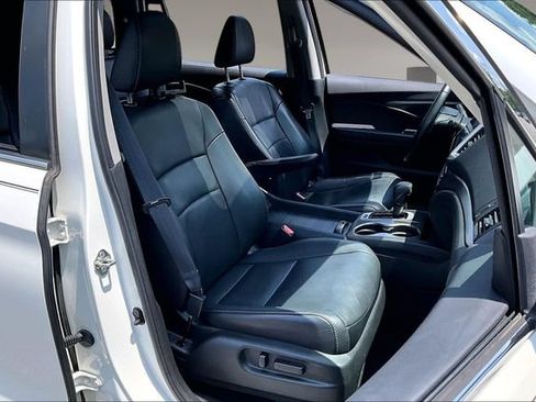 Used 2017 Honda Pilot EX-L image 24