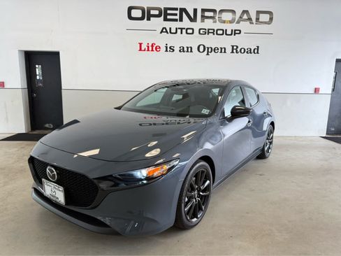 Certified 2026 MAZDA MAZDA3 Carbon AWD/4WD image 1