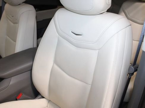Used 2024 Cadillac XT6 Premium Luxury AWD/4WD image 8