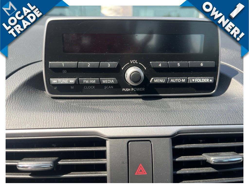 Used 2014 MAZDA MAZDA3 i Touring w/ Moonroof Package 1 FWD image 11