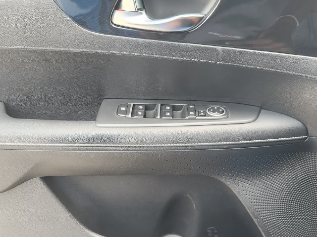Used 2024 Kia Forte GT-Line FWD image 22