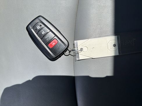 Used 2019 Toyota RAV4 XLE Premium w/ Cold Weather Package image 35