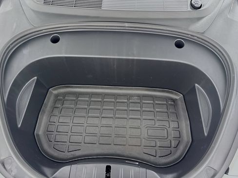 Used 2023 Tesla Model 3 Standard Range RWD image 39