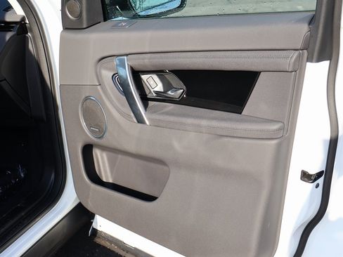 New 2025 Land Rover Discovery Sport S image 13