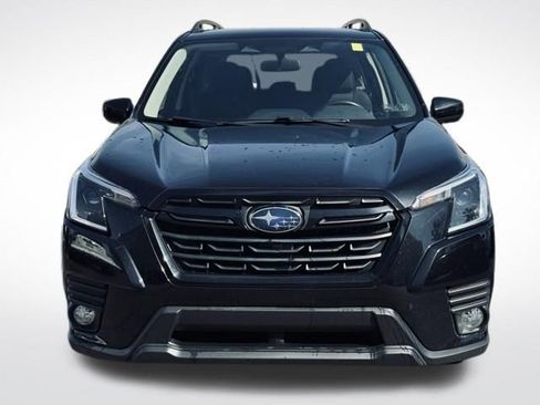 Used 2022 Subaru Forester Premium image 2