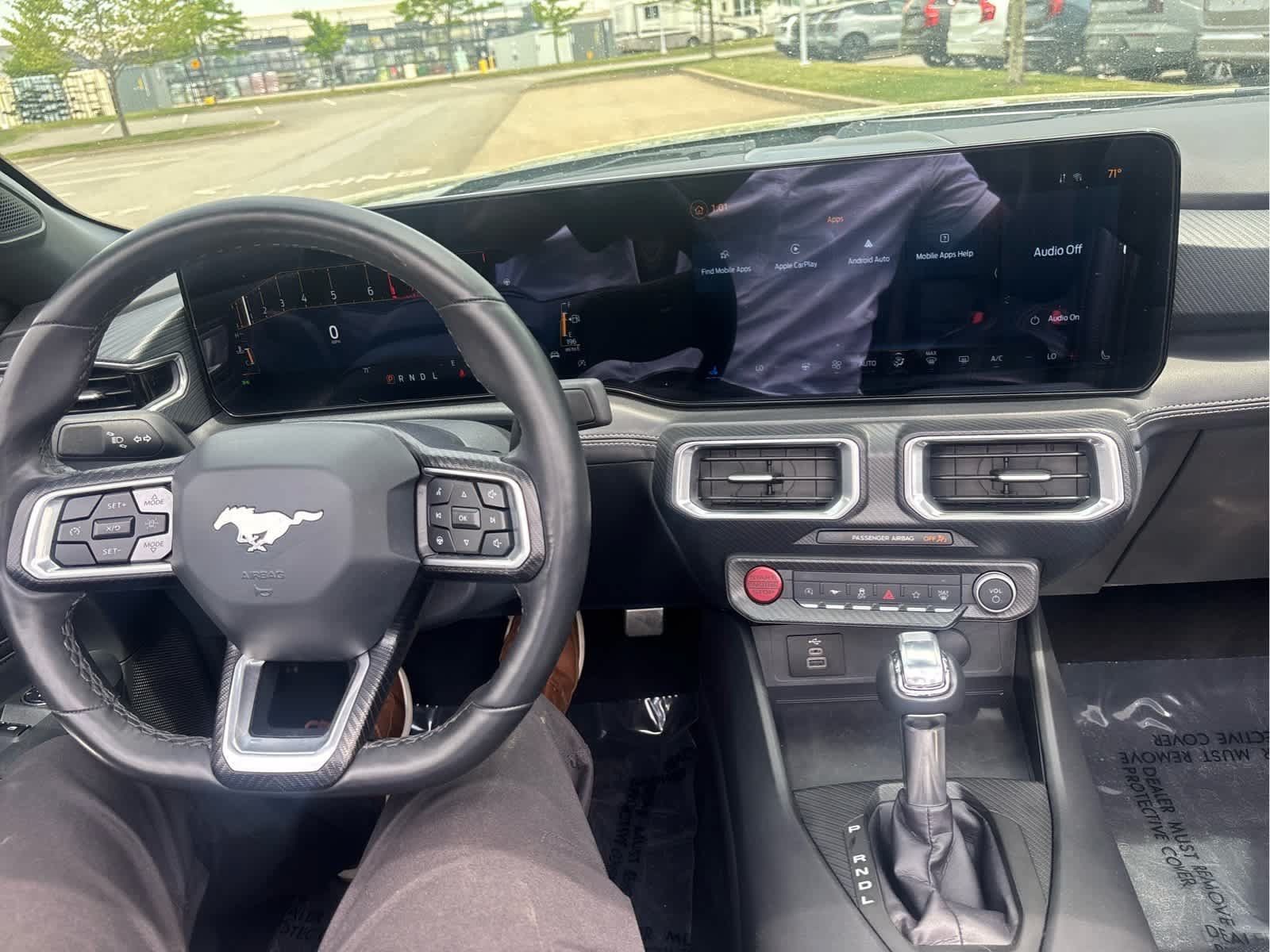 Used 2025 Ford Mustang Premium RWD image 13