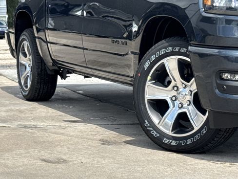 New 2026 RAM 1500 Express image 12